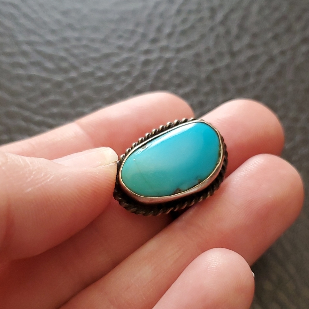 VTG sterling & turquoise ring- size 7.5/8 - Picture 3 of 10